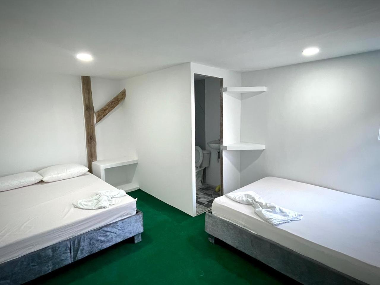 Mandala Beach Club Hotel Pendales Luaran gambar